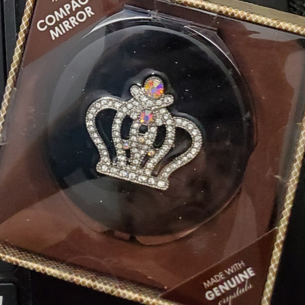 Glitzy Compact Mirror